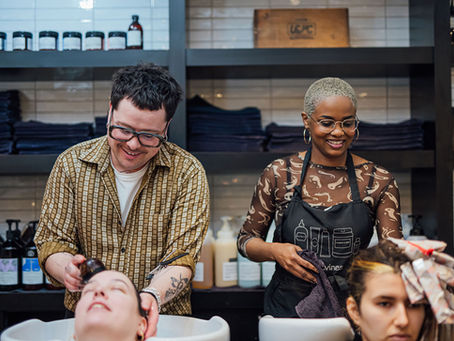 Construire et Maintenir une Équipe de Rêve en Salon de Coiffure